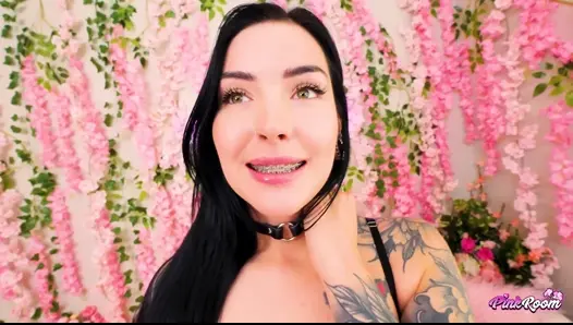 Inked Siren Mag Numb Unleashes Her Inner Slut in Pink Room Mayhem - video thumbnail