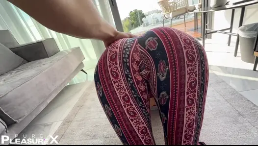 Wild Latina Booty Twerk: Sultry Whale Tail Action - video thumbnail