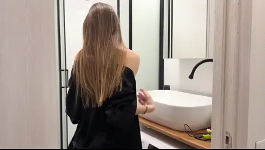 Steamy Shower Encounter: Sultry Siren Gets Throat Fucked - video thumbnail